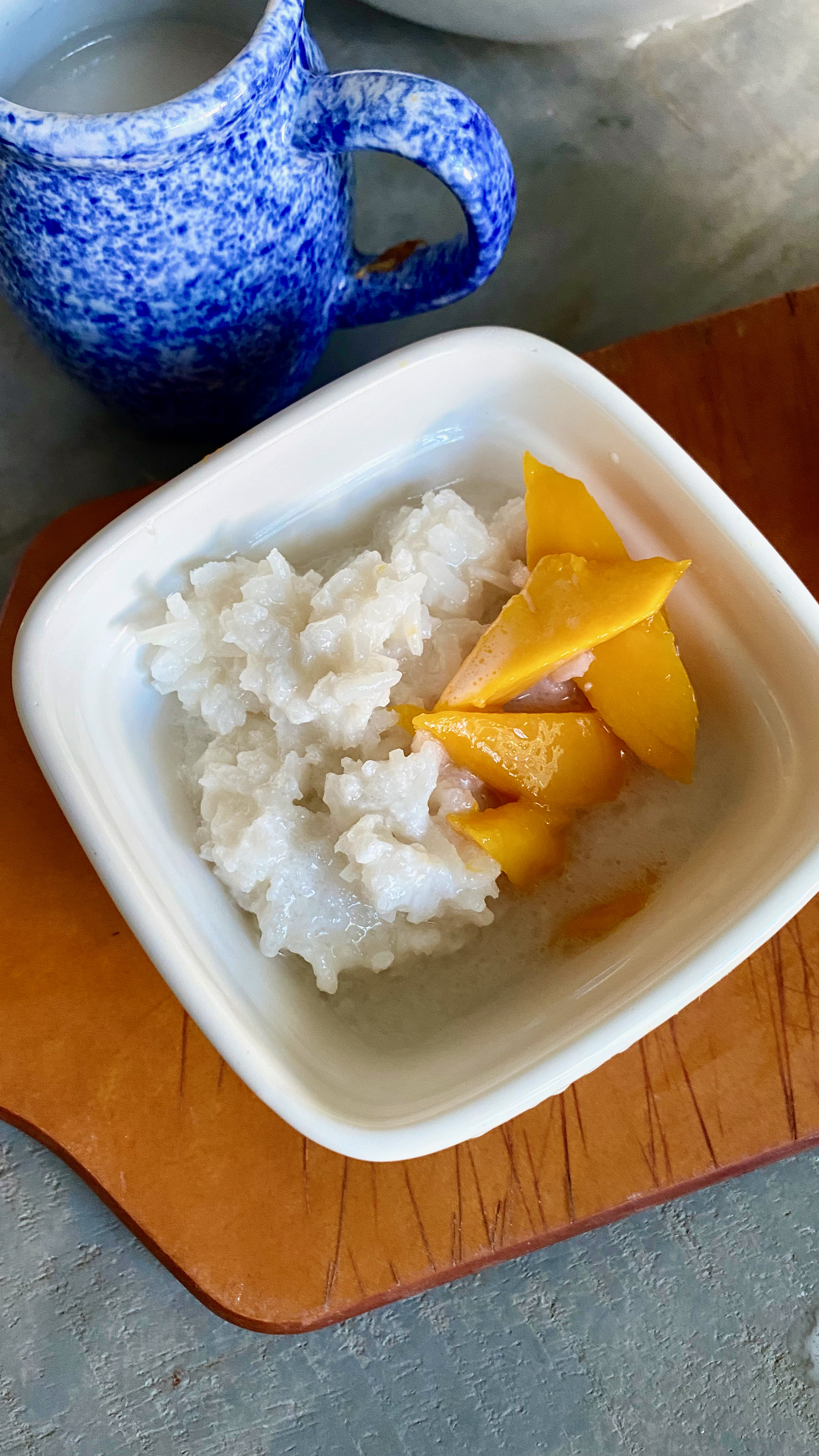 https://ediblenashville.ediblecommunities.com/sites/default/files/images/recipe/mango%20sticky%20rice.jpeg