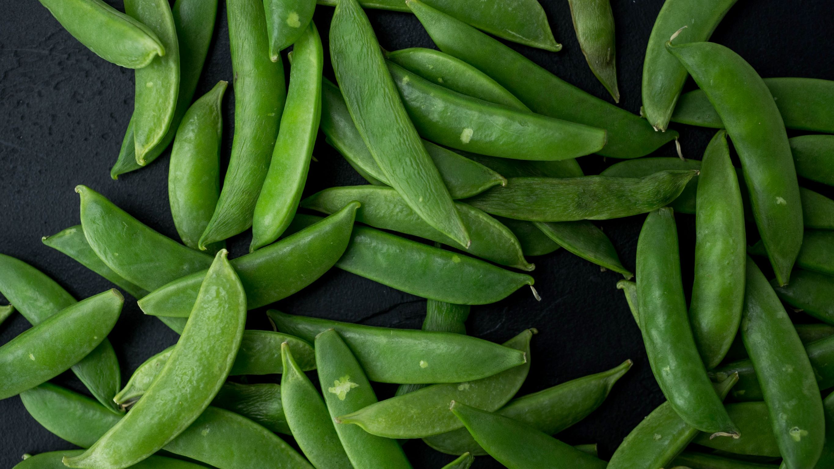 Snap Pea Salad with Buttermilk Dressing